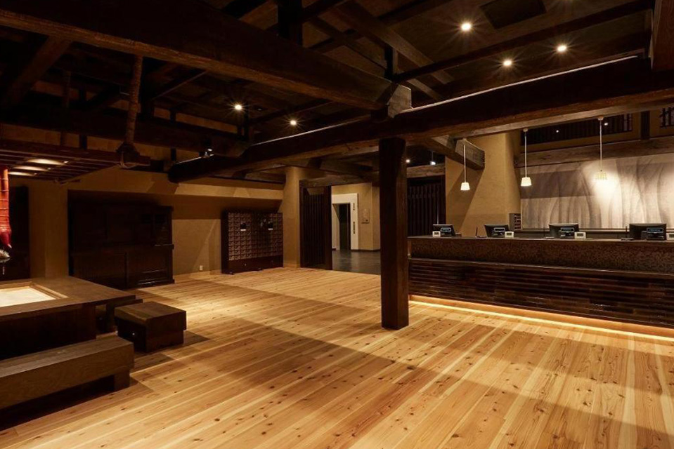 CladGotemba_Hakone_Lobby