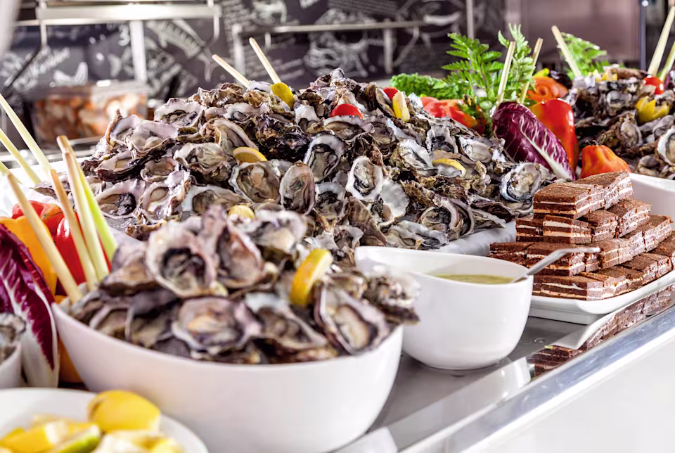 venue-127_MS30914_Food_rs_33